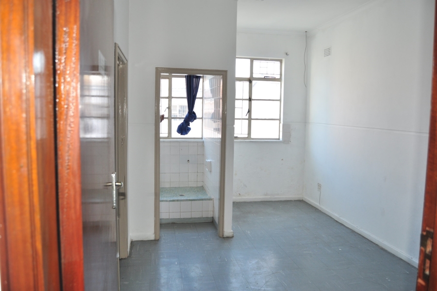 Commercial Property for Sale in Paarden Eiland Western Cape